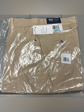 Tommy Hilfiger flex boys size 16 khaki chinos dress pants straight leg $45 new